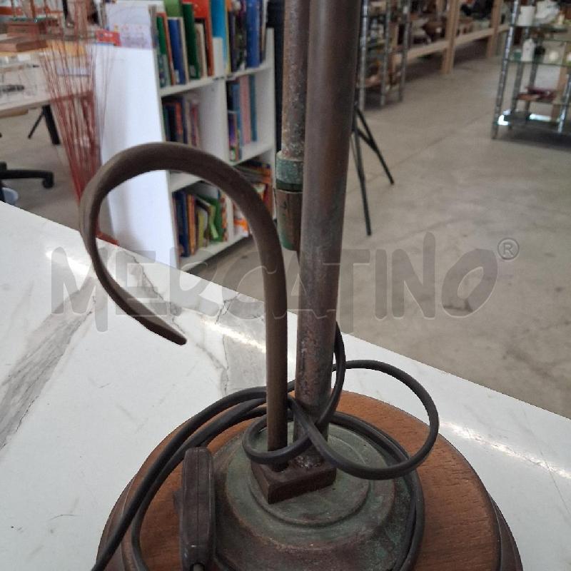 LAMPA SOLARE OTTONE STILE MINISTERIALE  | Mercatino dell'Usato San giorgio del sannio 4