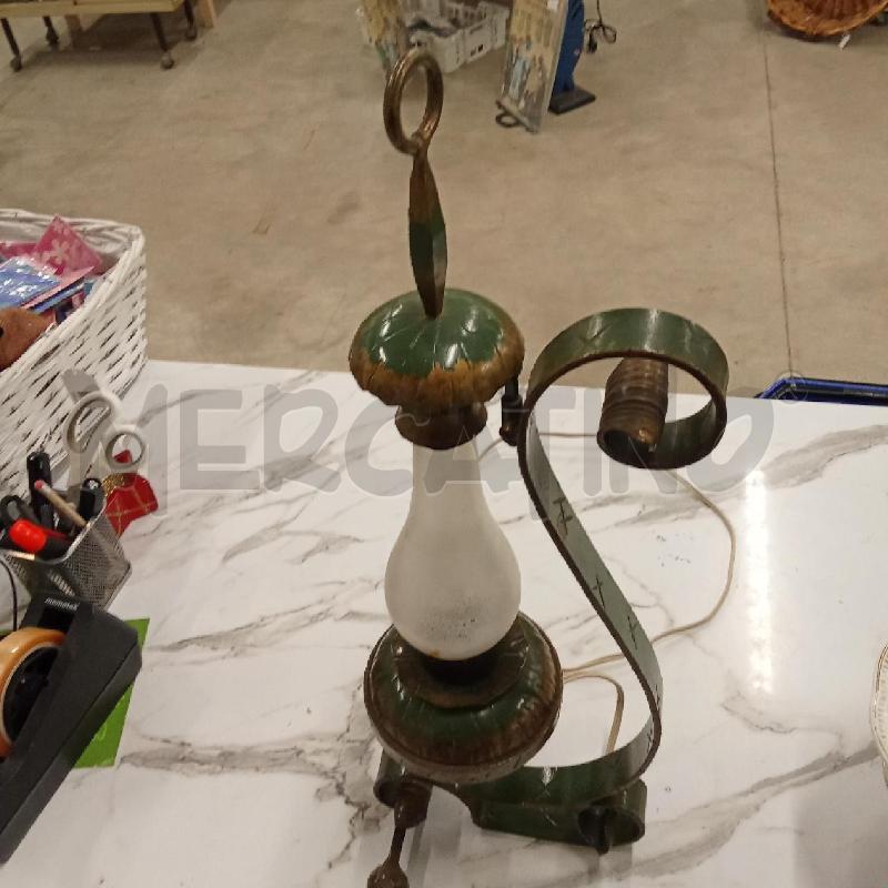 LAMPA SOLARE STRUTTURA FERRI VETRO SATINATO  | Mercatino dell'Usato San giorgio del sannio 2