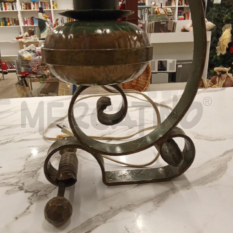LAMPA SOLARE STRUTTURA FERRI VETRO SATINATO  | Mercatino dell'Usato San giorgio del sannio 4