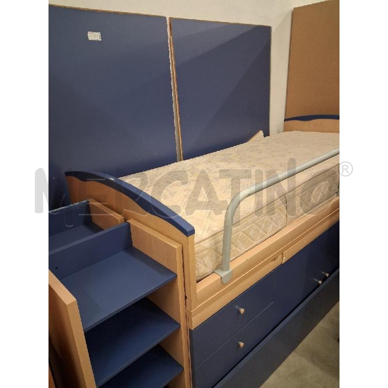 LETTO A PONTE CON SCRIVANIA INCORPORATA + LEBRERIA + PENSILE FRASSINO BLU  | Mercatino dell'Usato San giorgio del sannio 1