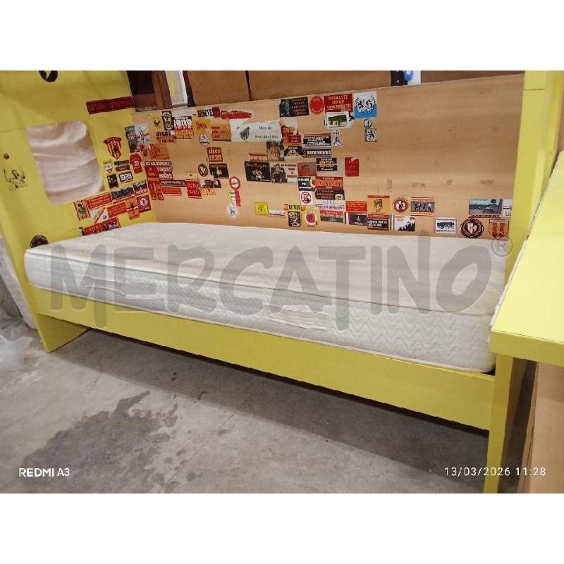 LETTO CASTELLO GIALLO + SCALA + SCRIVANIA CON CASSETTIERA  | Mercatino dell'Usato San giorgio del sannio 3