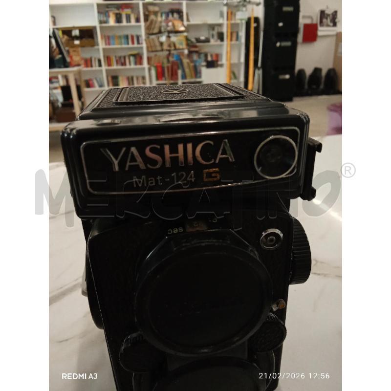 MACCHINA FOTOGRAFICA YASHICA MAT 124 | Mercatino dell'Usato San giorgio del sannio 5