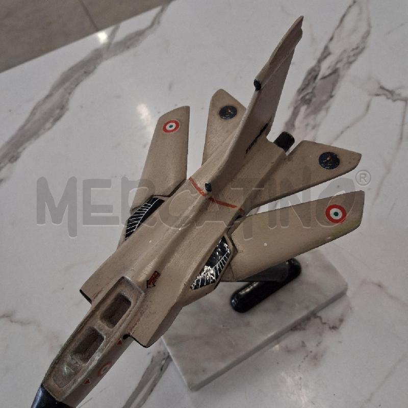 MODELLINO AEREOPLANO GRIGIO TORNADO  | Mercatino dell'Usato San giorgio del sannio 3