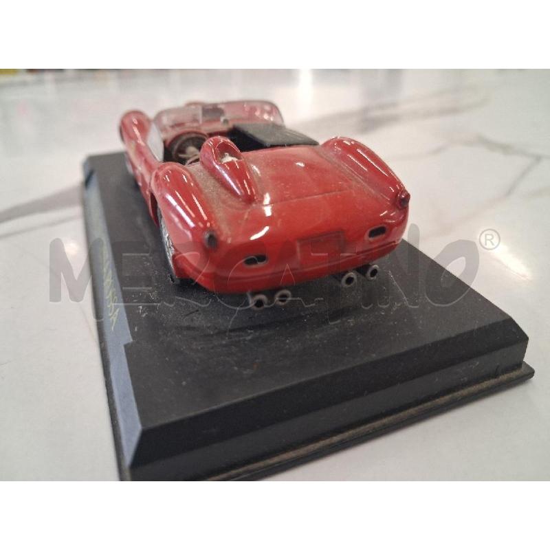 MODELLINO AUTO FERRARI 250 TESTA ROSSA  | Mercatino dell'Usato San giorgio del sannio 3