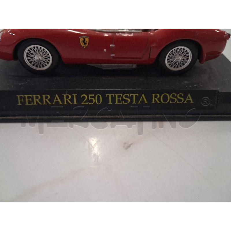 MODELLINO AUTO FERRARI 250 TESTA ROSSA  | Mercatino dell'Usato San giorgio del sannio 5