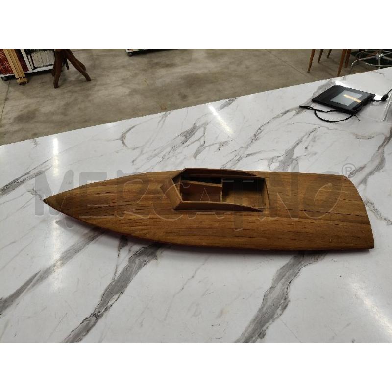 MODELLINO BARCA LEGNO  | Mercatino dell'Usato San giorgio del sannio 1