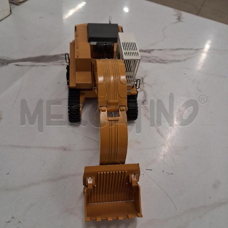 MODELLINO ESCAVATORE 984 GIALLO  | Mercatino dell'Usato San giorgio del sannio 3