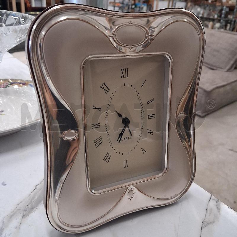 OROLOGIO DA APPOGGIO ARGENTATO  | Mercatino dell'Usato San giorgio del sannio 1