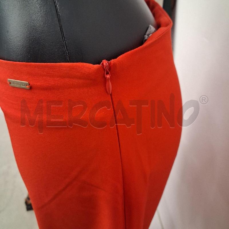 PANTALONE DONNA ROSSO CANNELLA DRITTO | Mercatino dell'Usato San giorgio del sannio 3