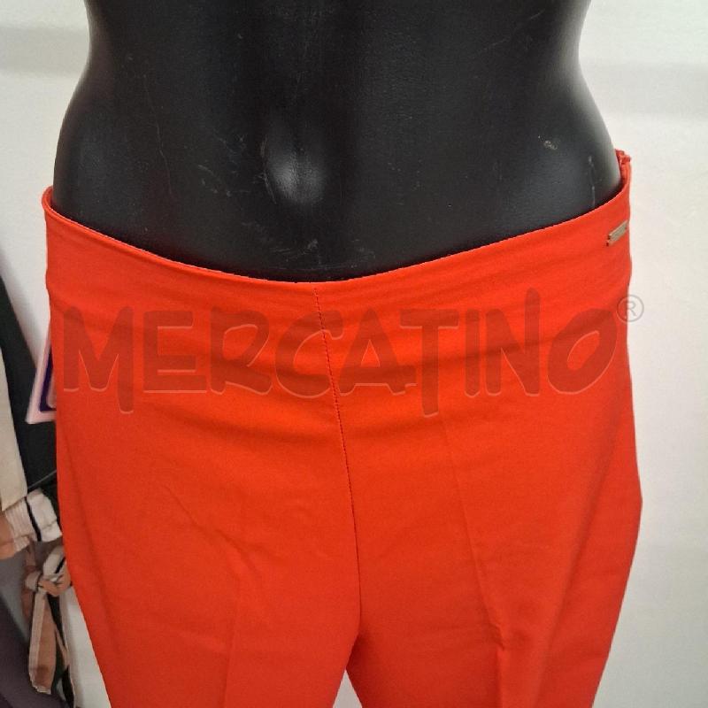 PANTALONE DONNA ROSSO CANNELLA DRITTO | Mercatino dell'Usato San giorgio del sannio 4