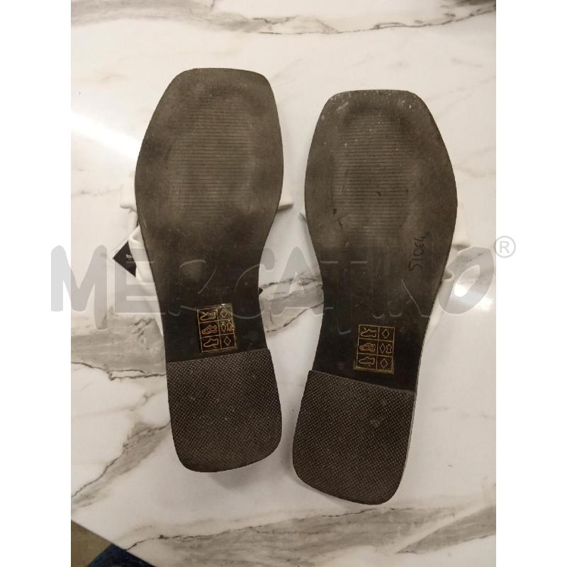PANTOFOLE DONNA BIANCHE NODO GATTINONI | Mercatino dell'Usato San giorgio del sannio 4
