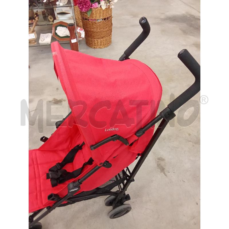 PASSEGGINO ROSSO CHICCO  | Mercatino dell'Usato San giorgio del sannio 2