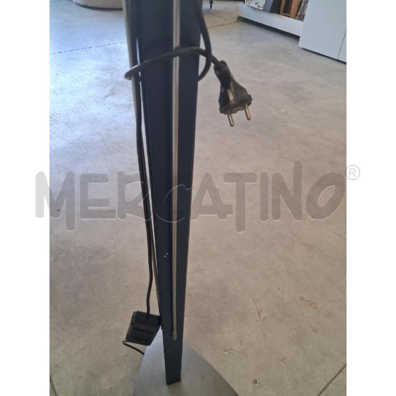 PIANTANA BLU BASE METALLO  | Mercatino dell'Usato San giorgio del sannio 4