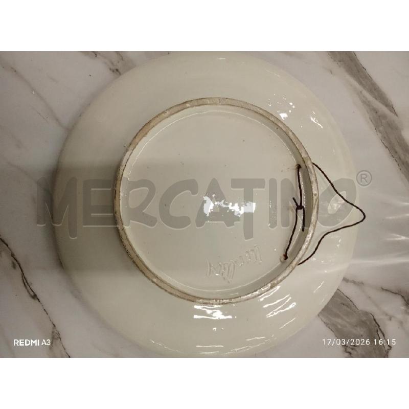 PIATTO APPENDINO PORCELLANA RIGO DORATO SCENA ROMANTICA  | Mercatino dell'Usato San giorgio del sannio 2