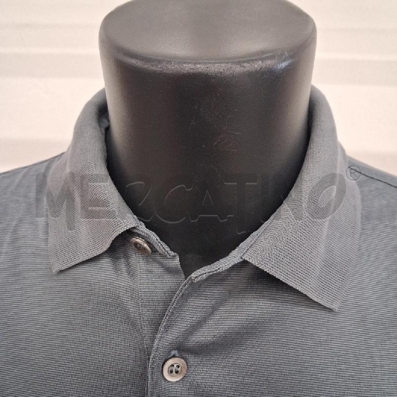 POLO UOMO GRIGIA SCURA LAMINATA LOGO PICCOLO  | Mercatino dell'Usato San giorgio del sannio 3