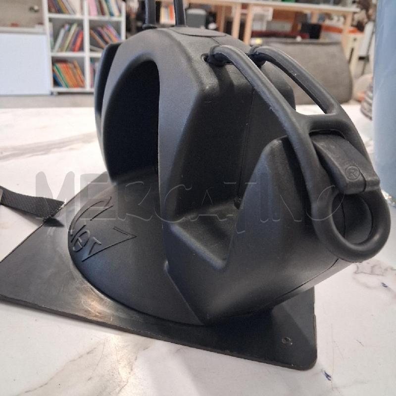PORTASCI MAGNETICO  | Mercatino dell'Usato San giorgio del sannio 2