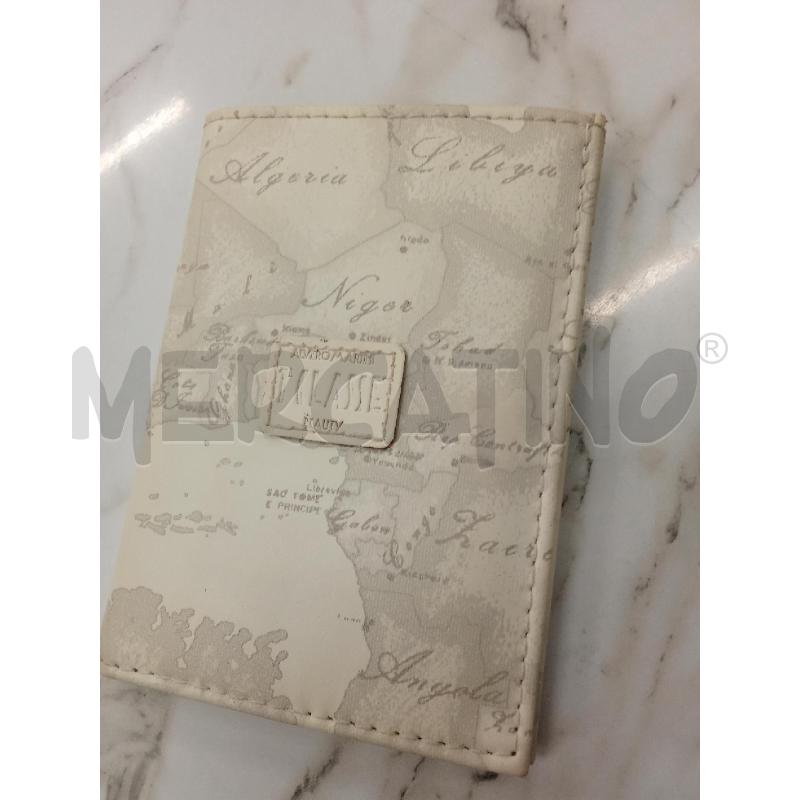 PORTA CARTA D'IDENTITA E DOCUMENTI 1CLASSE BIANCO  | Mercatino dell'Usato San giorgio del sannio 1