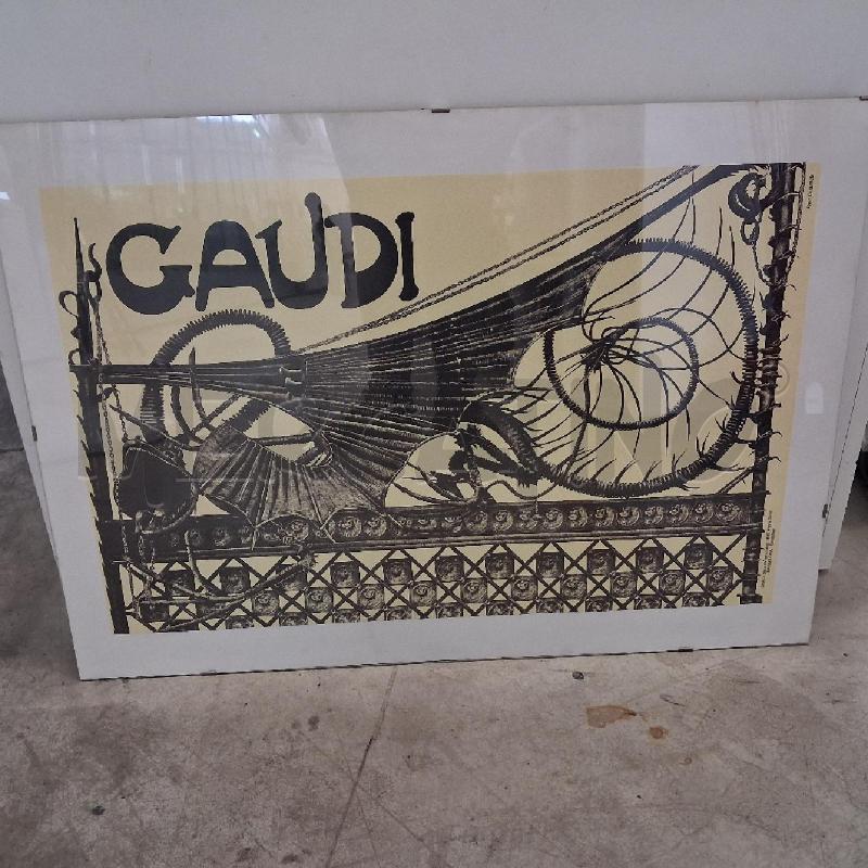 POSTER ARCHITETTURA GAUDI  | Mercatino dell'Usato San giorgio del sannio 1