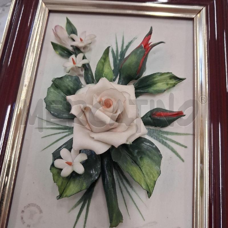 QUADRETTI TRIS C LEGNO RILIEVO ROSELLINE CAPODIMONTE  | Mercatino dell'Usato San giorgio del sannio 5