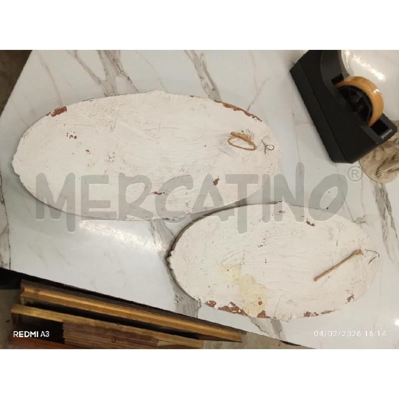 QUADRO OVALE GESSO RILIEVO DAMA CAVALIERE  | Mercatino dell'Usato San giorgio del sannio 2