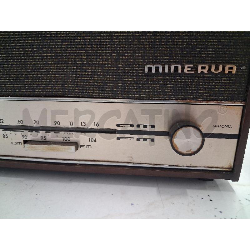 RADIO VINTAGE MINERVA DA SISTEMARE  | Mercatino dell'Usato San giorgio del sannio 4