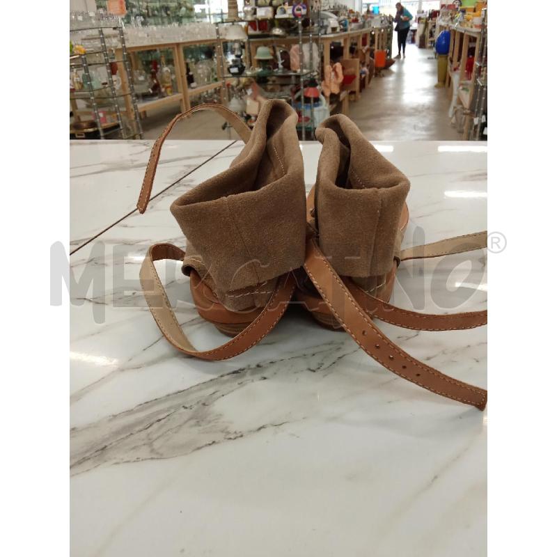 SANDALI DONNA MARRONE CAMOSIO BEIGE INFRADITO LAVORAZIONE ARTIGIANALE   | Mercatino dell'Usato San giorgio del sannio 3