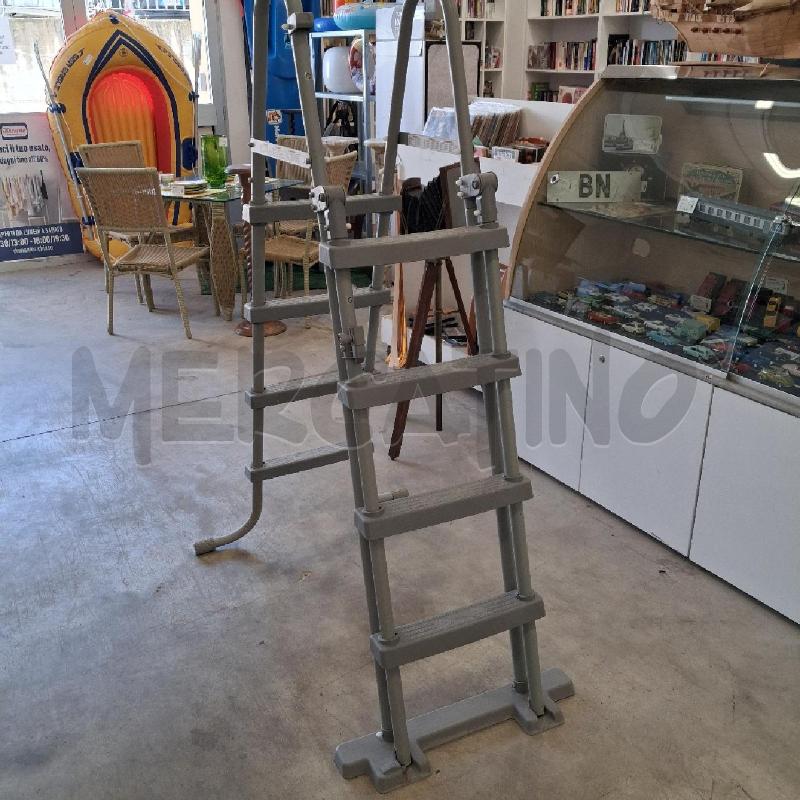 SCALA PISCINA DI SICUREZZA 120 CM | Mercatino dell'Usato San giorgio del sannio 1