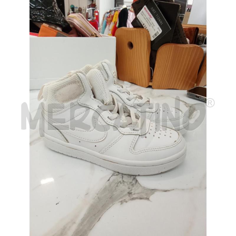 SCARPE BAMBINA BIANCHE NIKE 28 | Mercatino dell'Usato San giorgio del sannio 1