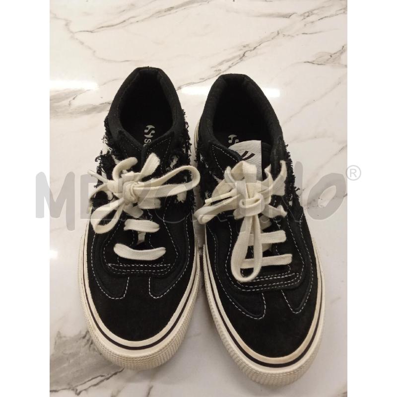 SCARPE BAMBINA NERE STRAPPI BIANCHI SUPERGA  | Mercatino dell'Usato San giorgio del sannio 1