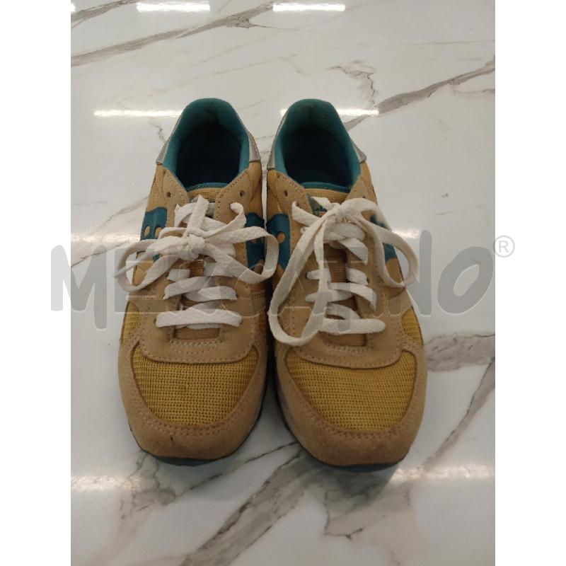 SCARPE DONNA BEIGE INS GIALLO TURCHESE SAUCONY LACCI BIANCHI  | Mercatino dell'Usato San giorgio del sannio 1
