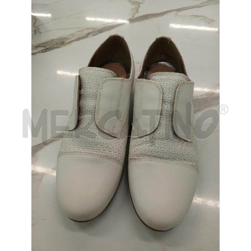 SCARPE DONNA BIANCHE TRAFORATE PITTARELLO VERA PELLE  | Mercatino dell'Usato San giorgio del sannio 1