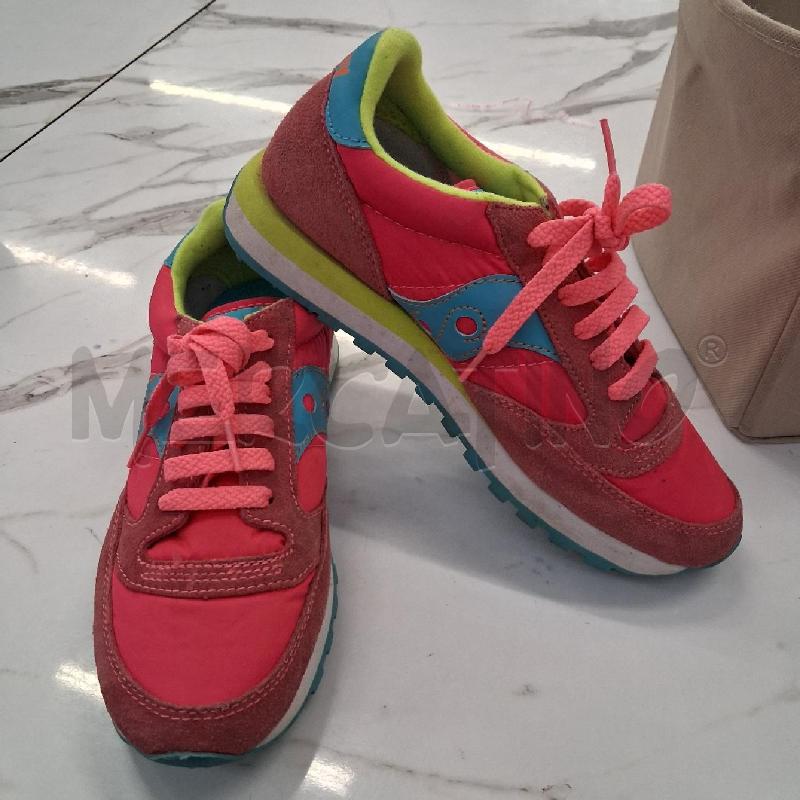 SCARPE DONNA FLUO COLORI VIVACI SAUCONY | Mercatino dell'Usato San giorgio del sannio 2