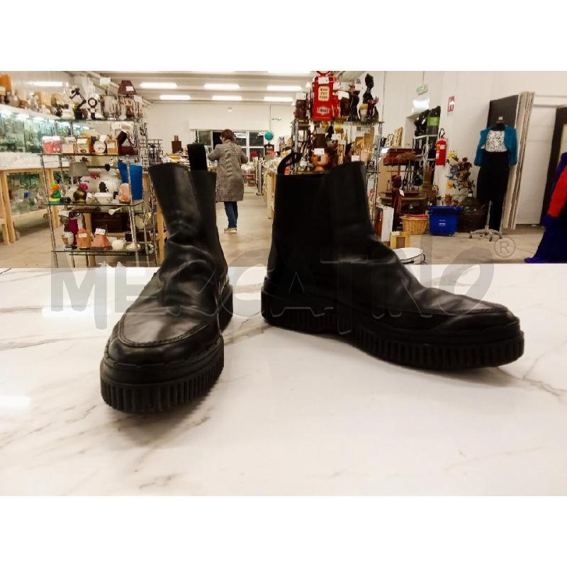 SCARPE DONNA NERO TODS CON ELASTICO LATERALE | Mercatino dell'Usato San giorgio del sannio 1