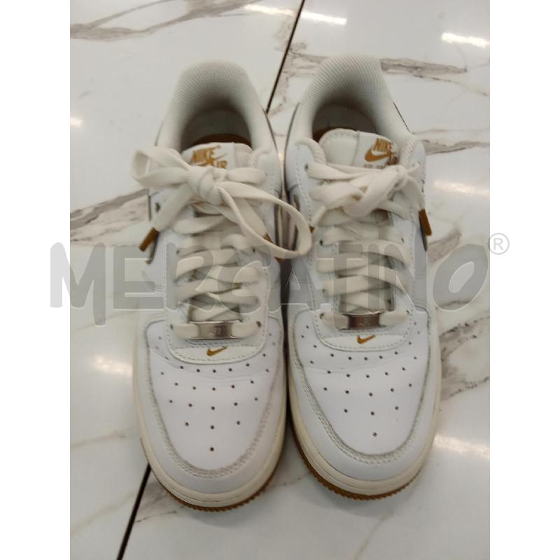 SCARPE DONNA NIKE BIANCHE INS CAMMELLO AIR FORCE 1  | Mercatino dell'Usato San giorgio del sannio 2