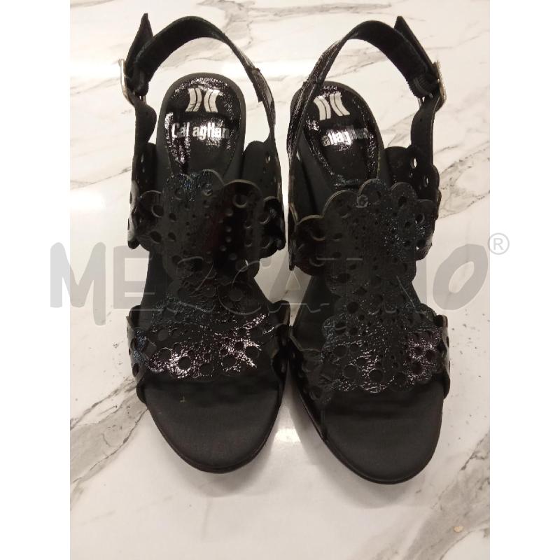 SCARPE DONNA SANDALI NERI VERNICIATI CALLAGHAN  | Mercatino dell'Usato San giorgio del sannio 1