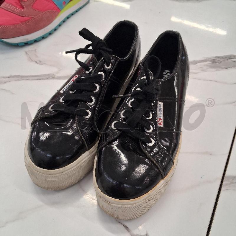 SCARPE DONNA SUPERGA SUOLA ALTA GOMMA NERE LUCIDE  | Mercatino dell'Usato San giorgio del sannio 2