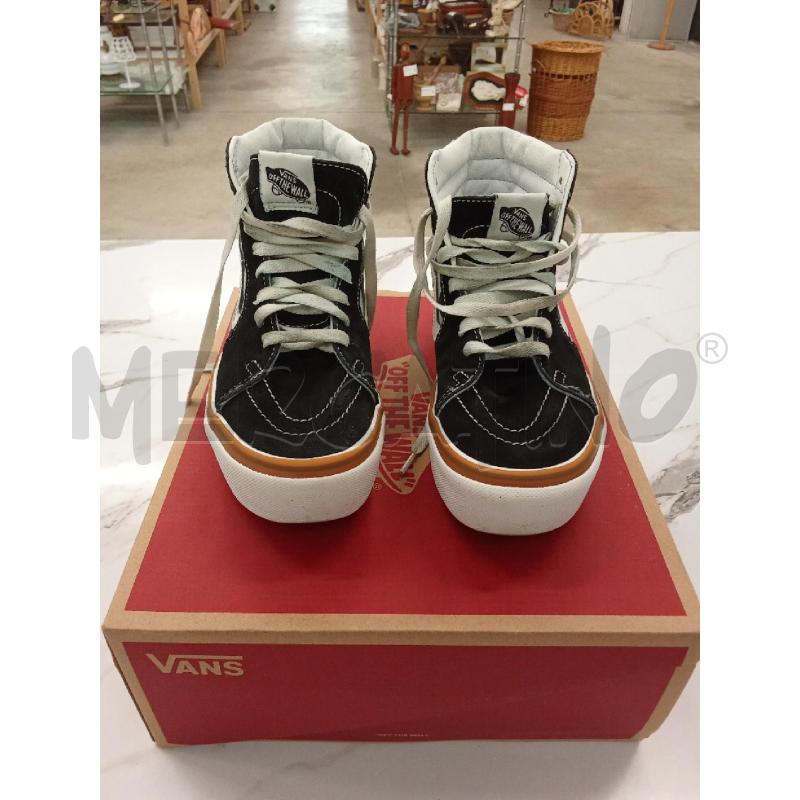 SCARPE DONNA VANS CLASSIC SUOLA PLATFORM ALTA  | Mercatino dell'Usato San giorgio del sannio 1
