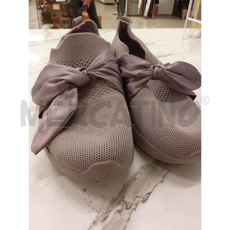 SCARPE DONNA VIOLA MORBIDE CON FIOCCO SKECHERS BOBS  | Mercatino dell'Usato San giorgio del sannio 2