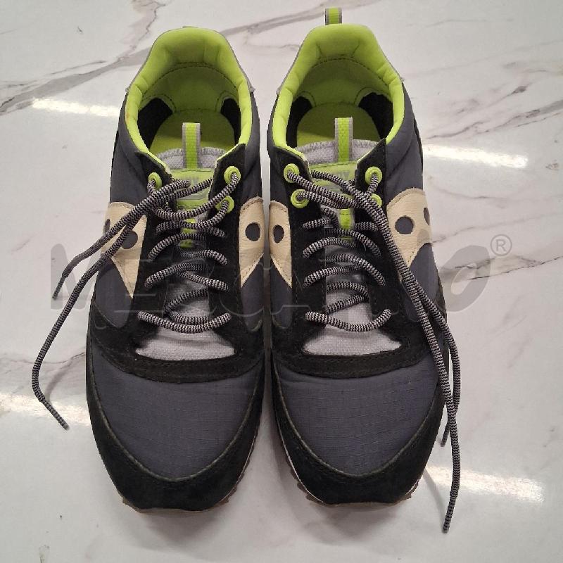 SCARPE UOMO GRIGIE INS VERDE BEIGE SAUCONY | Mercatino dell'Usato San giorgio del sannio 1