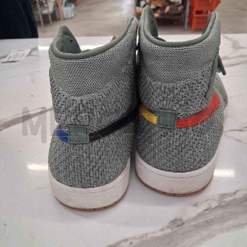 SCARPE UOMO NIKE GIRGIE RETRO INS BLU ROSSO  | Mercatino dell'Usato San giorgio del sannio 2