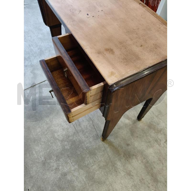 SCRIVANIA LEGNO CON CASSETTINI MANIGLIE ANNI 50 | Mercatino dell'Usato San giorgio del sannio 4