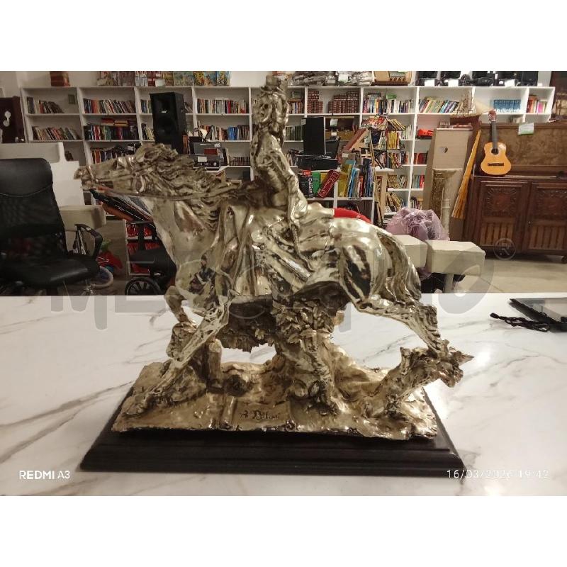 SCULTURA CAVALLO ARGENTATA BASE LEGNO  | Mercatino dell'Usato San giorgio del sannio 1