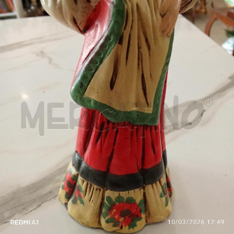 SCULTURA PICCOLA CONTADINA POCELLANA  | Mercatino dell'Usato San giorgio del sannio 4