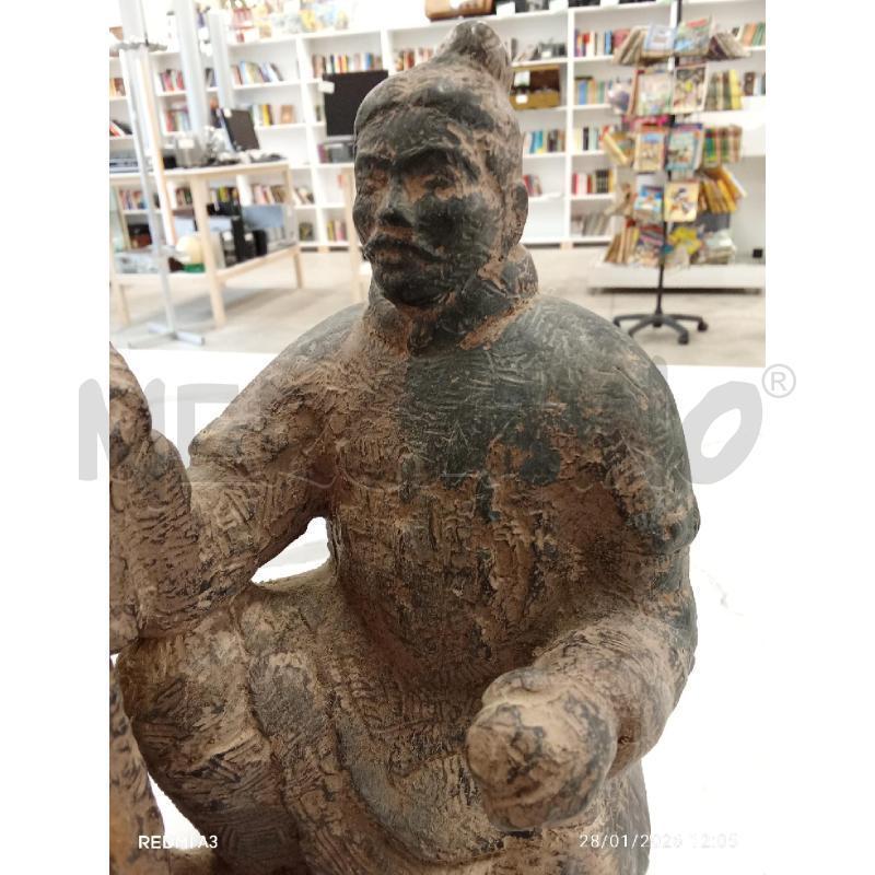 SCULTURA PICCOLA SAMURAY RESINA | Mercatino dell'Usato San giorgio del sannio 5