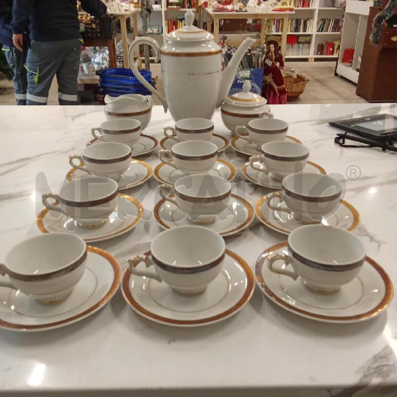 SERVIZIO TAZZE CAFFE BIANCHE BORDO DORATO BAVARIA | Mercatino dell'Usato San giorgio del sannio 1