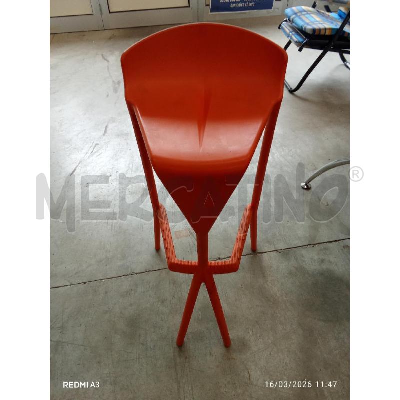 SGABELLO ARANCIO SHIVER DESIGN GABER  | Mercatino dell'Usato San giorgio del sannio 1