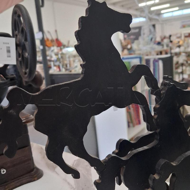 SOPRAMMOBILE CAVALLI FERRO  | Mercatino dell'Usato San giorgio del sannio 3