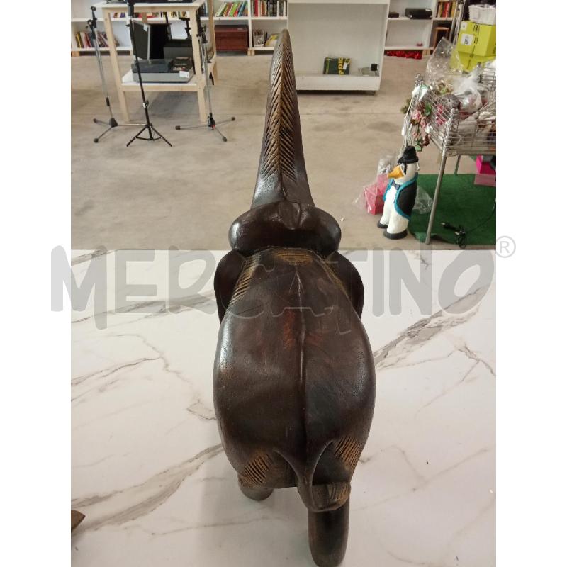 SOPRAMMOBILE ELEFANTE LEGNO CESELLATO | Mercatino dell'Usato San giorgio del sannio 2
