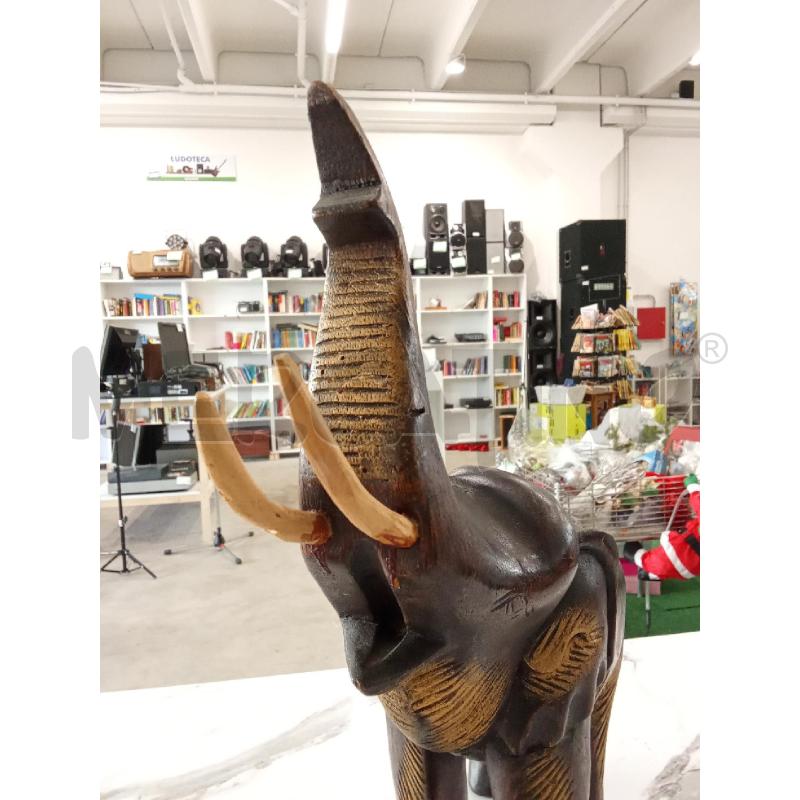 SOPRAMMOBILE ELEFANTE LEGNO CESELLATO | Mercatino dell'Usato San giorgio del sannio 3