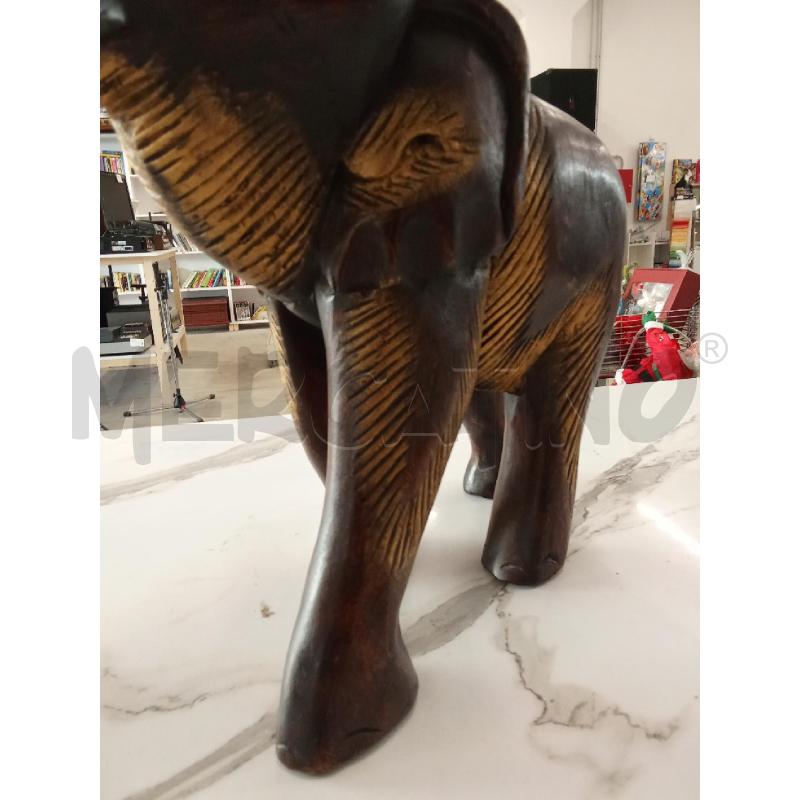 SOPRAMMOBILE ELEFANTE LEGNO CESELLATO | Mercatino dell'Usato San giorgio del sannio 4
